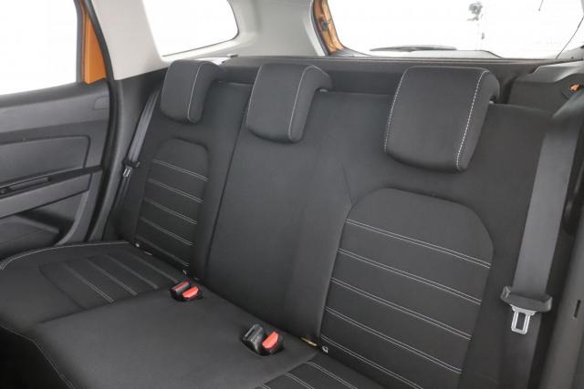 Dacia Duster image 9