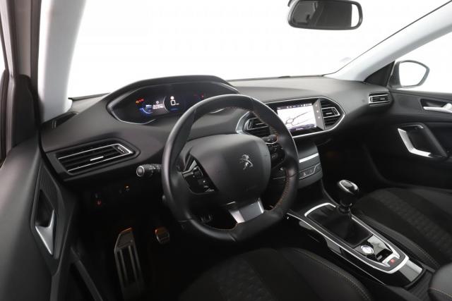 Peugeot 308 image 3