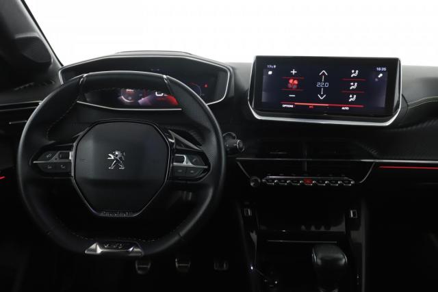 Peugeot 208 image 2