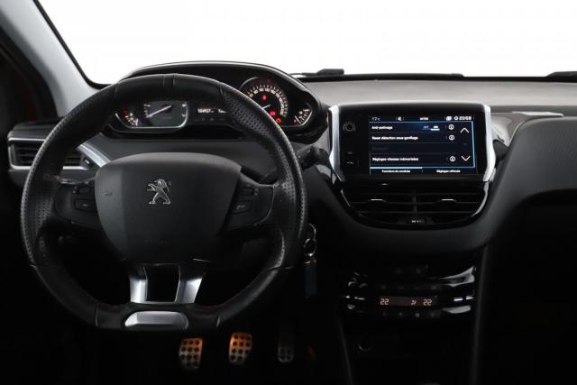Peugeot 2008 image 3