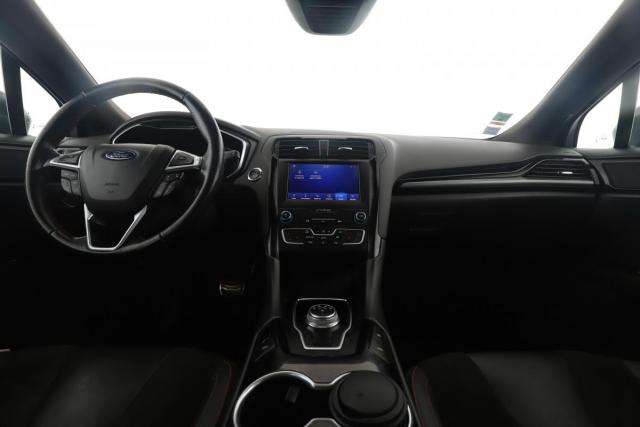 Ford Mondeo image 3