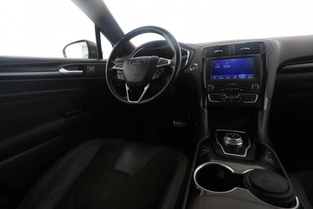 Ford Mondeo image 1