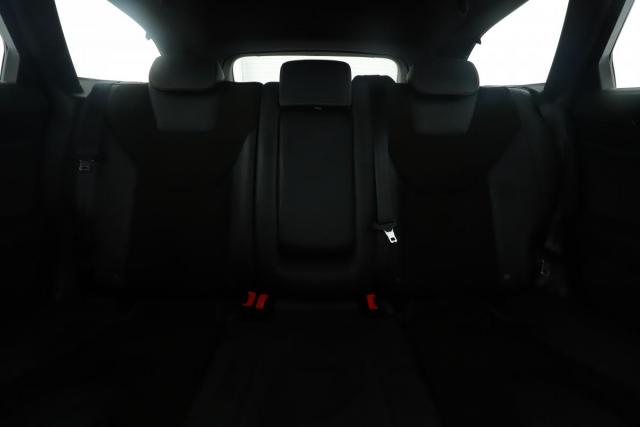 Ford Mondeo image 6