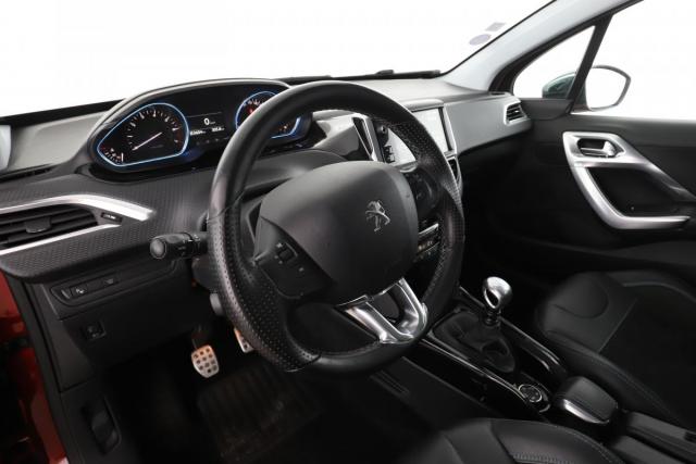 Peugeot 2008 image 6