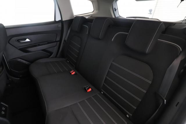 Dacia Duster image 6