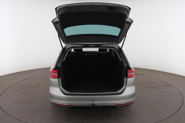 Volkswagen Passat Sw image 3