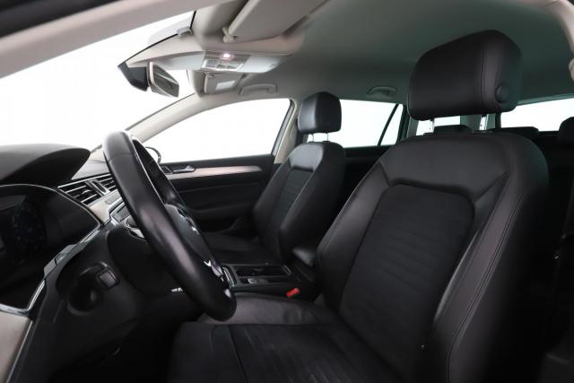 Volkswagen Passat Sw image 4