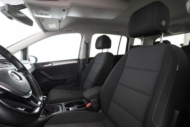 Volkswagen Touran image 8