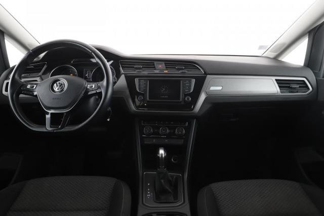 Volkswagen Touran image 6