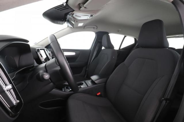 Volvo Xc40 image 3