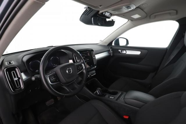Volvo Xc40 image 2