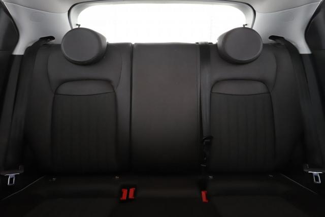 Fiat 500x image 2
