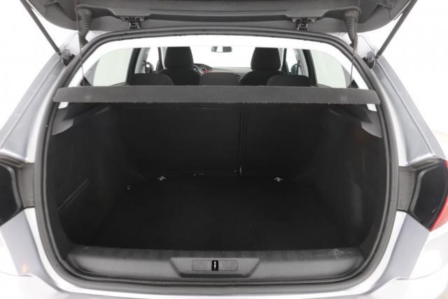 Peugeot 308 image 3