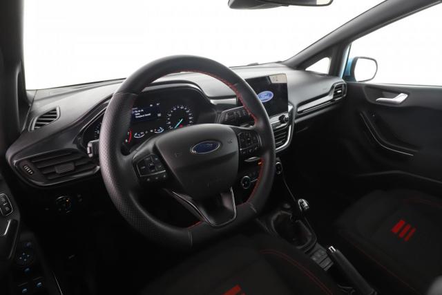 Ford Fiesta image 9