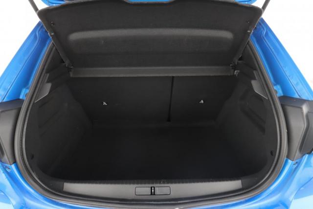 Peugeot 208 image 9
