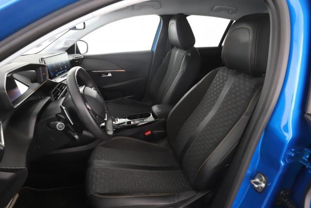 Peugeot 208 image 7