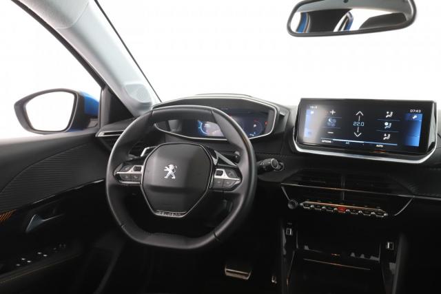 Peugeot 208 image 1