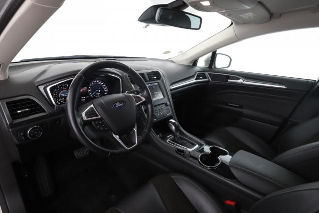 Ford Mondeo image 6