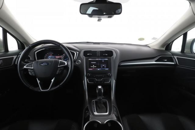 Ford Mondeo image 3