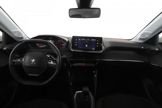 Peugeot 208 image 8