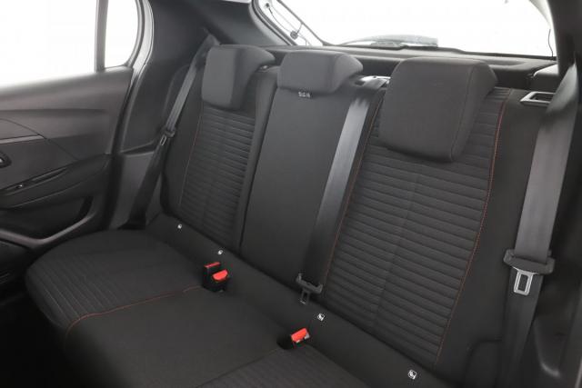 Peugeot 208 image 7
