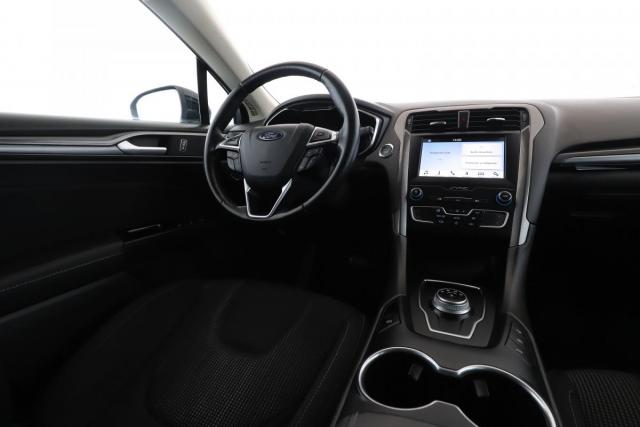Ford Mondeo image 5