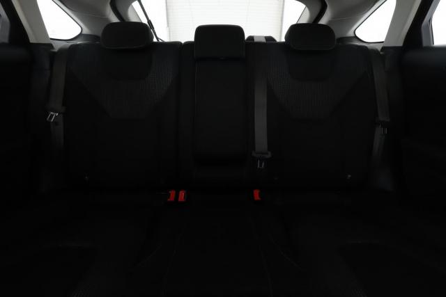 Ford Mondeo image 9