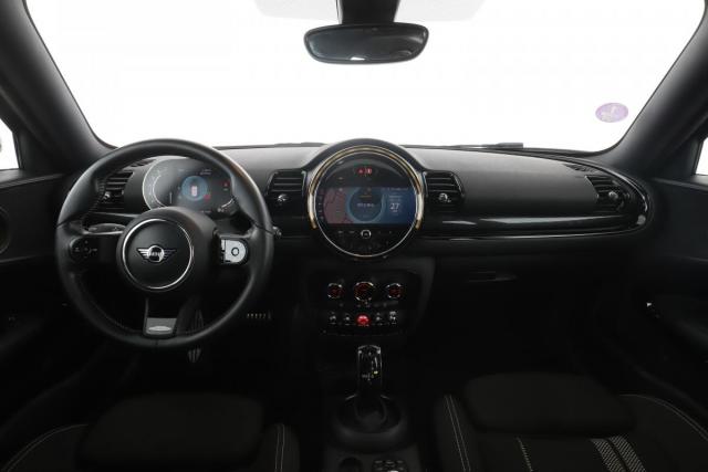 Mini Clubman image 9