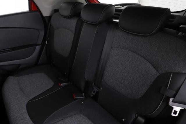 Renault Captur image 8