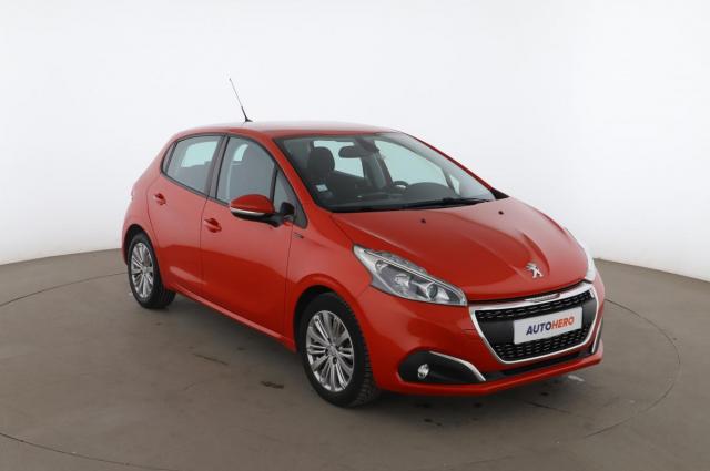 Peugeot 208 image 1