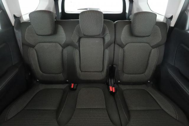 Renault Grand Scénic image 4