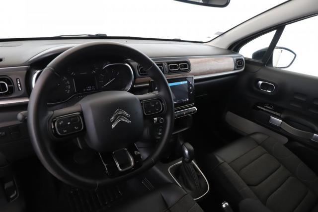 Volkswagen Golf image 2