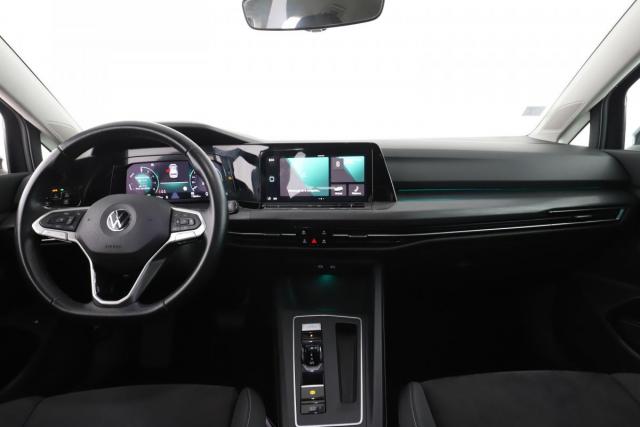 Volkswagen Golf image 8