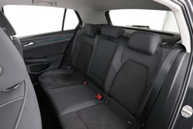 Volkswagen Golf image 4