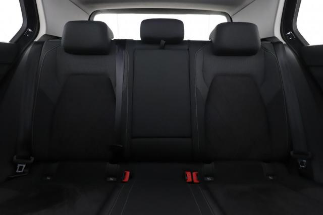 Volkswagen Golf image 1