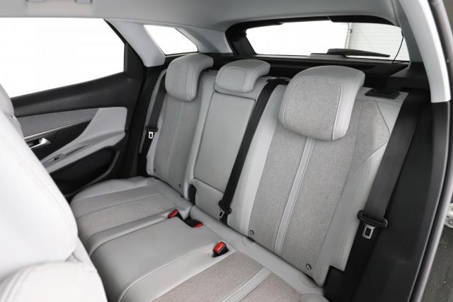 Peugeot 3008 image 9