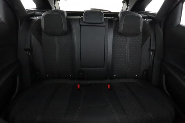 Peugeot 3008 image 9