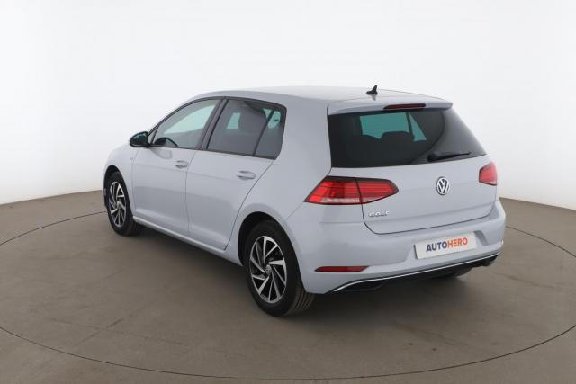 Volkswagen Golf image 8