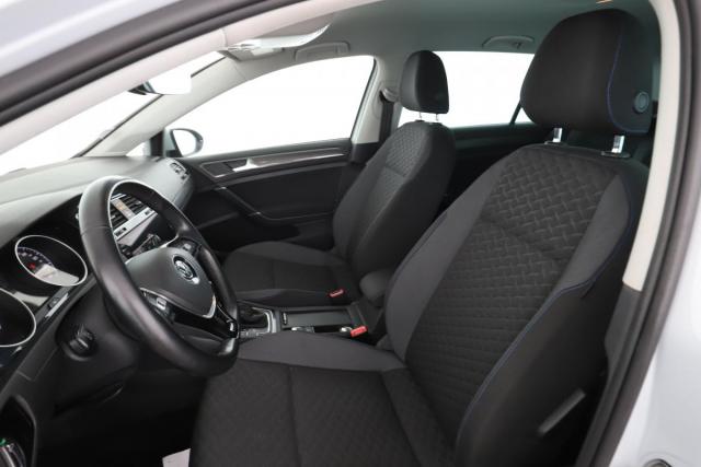 Volkswagen Golf image 1