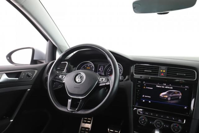 Volkswagen Golf image 9