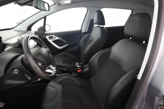 Peugeot 2008 image 2