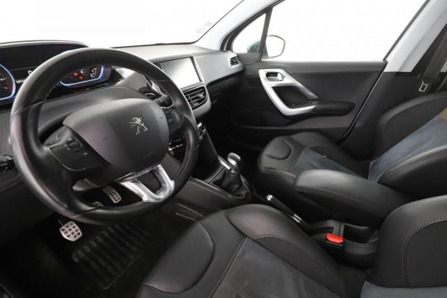 Peugeot 208 image 3