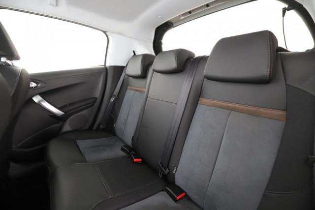 Peugeot 208 image 2