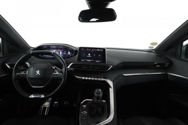 Peugeot 3008 image 6