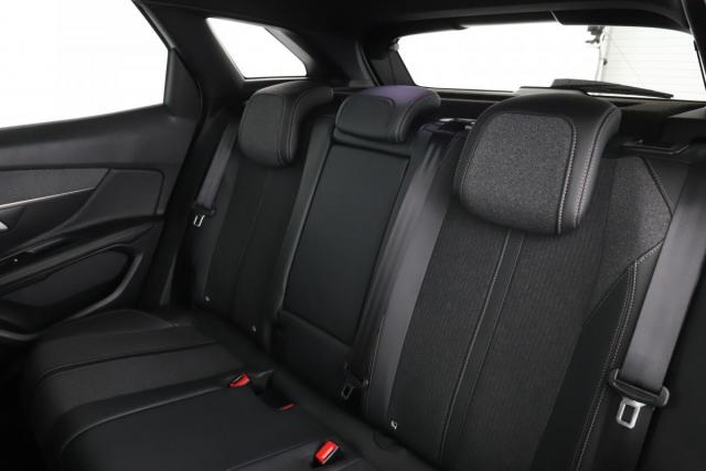 Peugeot 3008 image 4