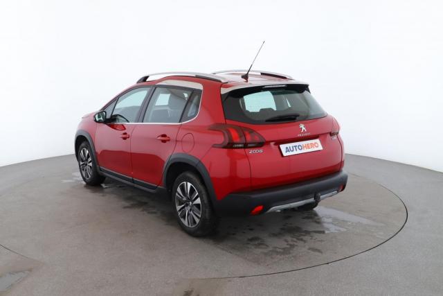 Peugeot 2008 image 2