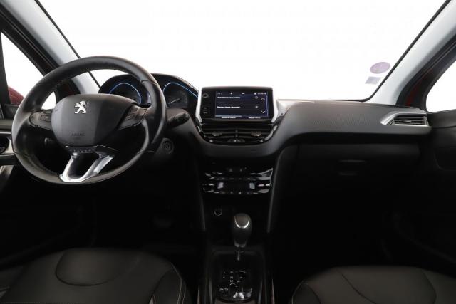 Peugeot 2008 image 4