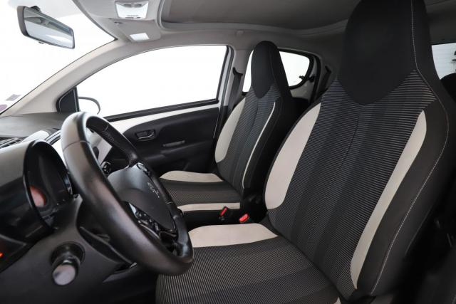 Peugeot 108 image 2