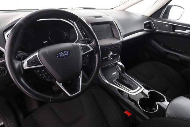 Ford S-Max image 8