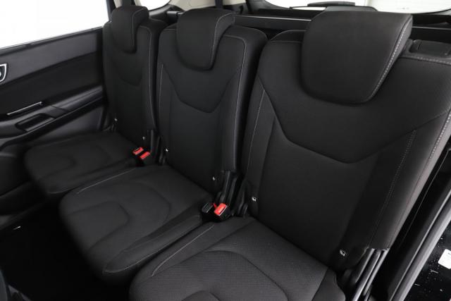 Ford S-Max image 5